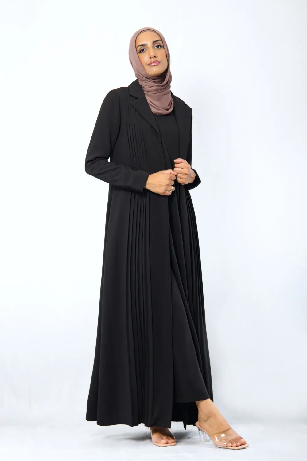 Amani_pleated_blazer_set-black-pleats-formal-corporate-16