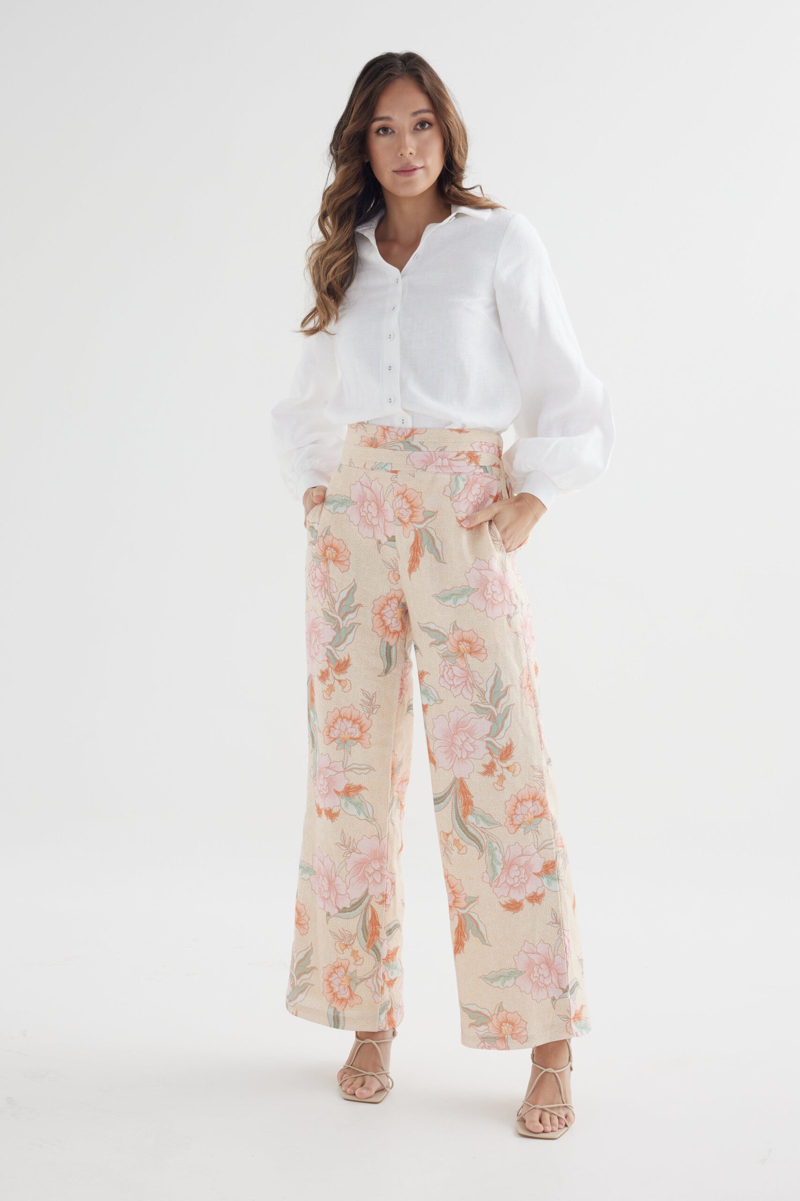 LOOK_BOOK_18_06_2329061